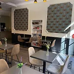 Regina Hotel