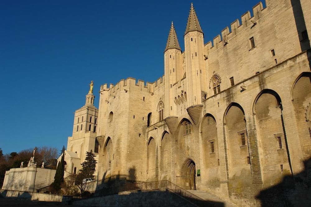 Regina Boutique 3* Avignon